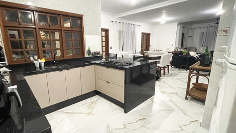 House facing the sea