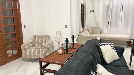 House facing the sea