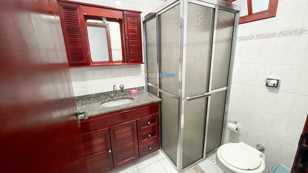 House for vacation rental in Bertioga (Praia do Indaiá)