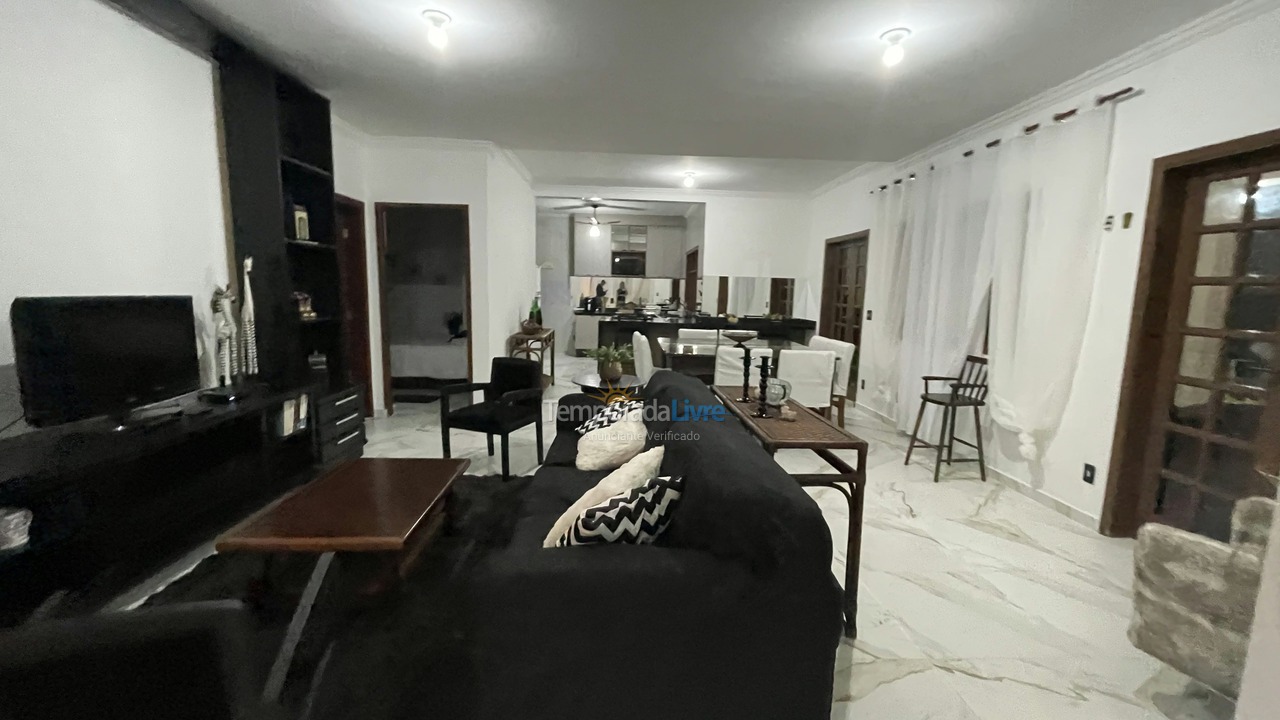 House for vacation rental in Bertioga (Praia do Indaiá)