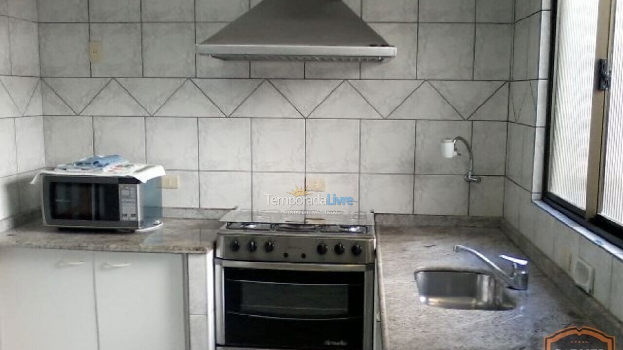 Apartamento para aluguel de temporada em Bombinhas (Praia de Bombas)