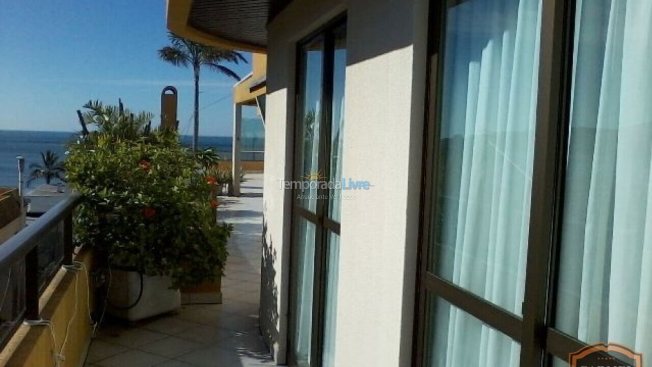 Apartamento para aluguel de temporada em Bombinhas (Praia de Bombas)