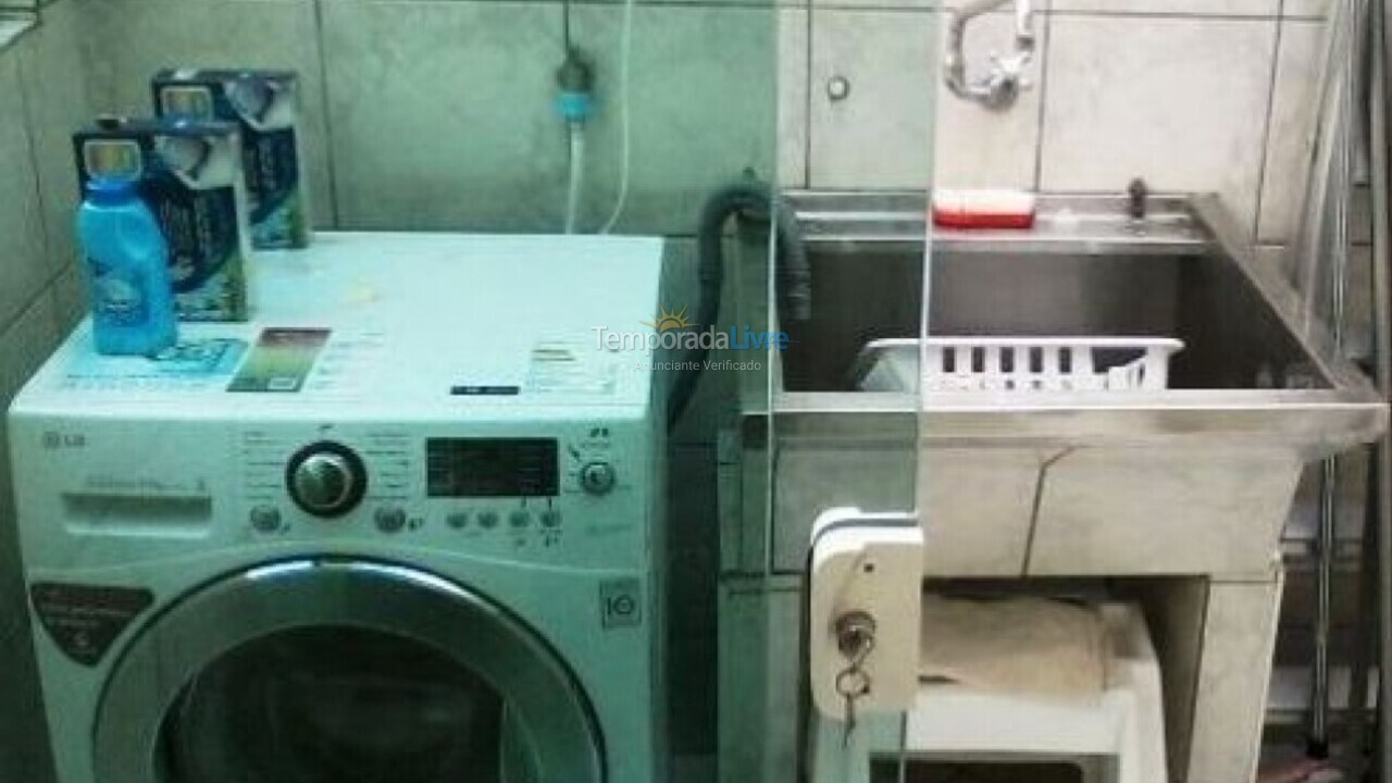 Apartamento para aluguel de temporada em Bombinhas (Praia de Bombas)