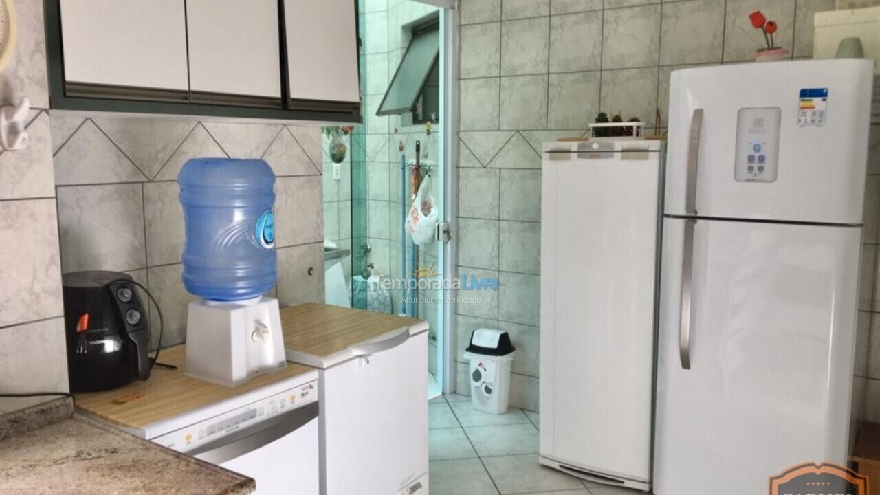 Apartamento para aluguel de temporada em Bombinhas (Praia de Bombas)