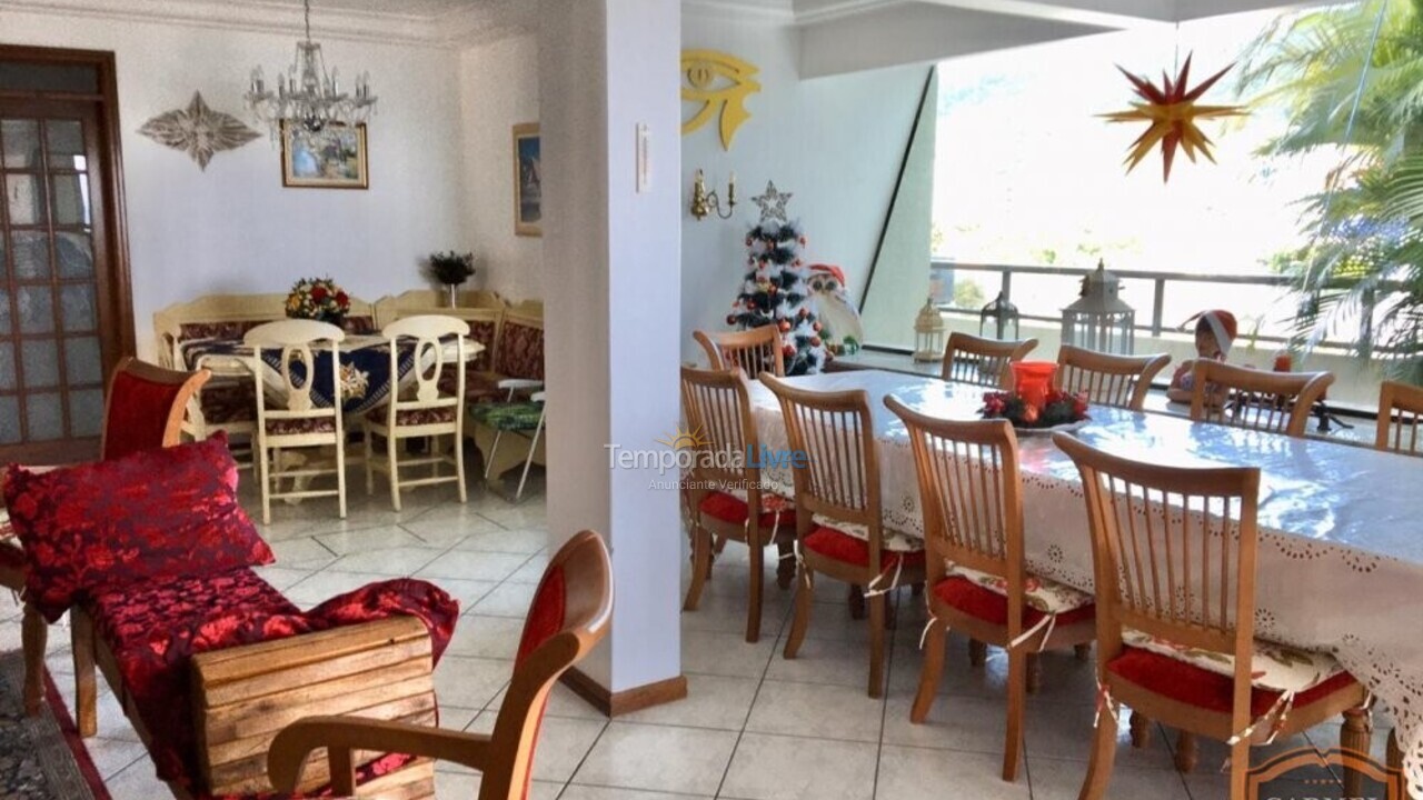 Apartamento para aluguel de temporada em Bombinhas (Praia de Bombas)