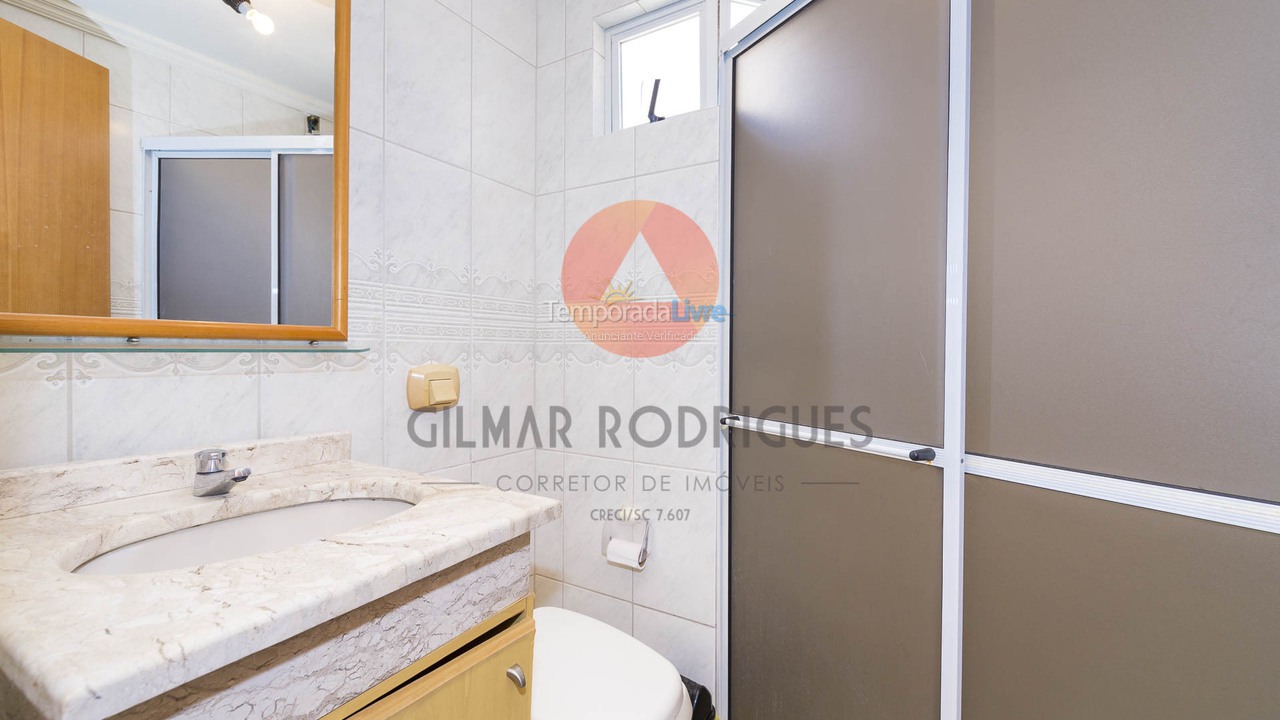 Apartamento para aluguel de temporada em Bombinhas (Canto Grande)