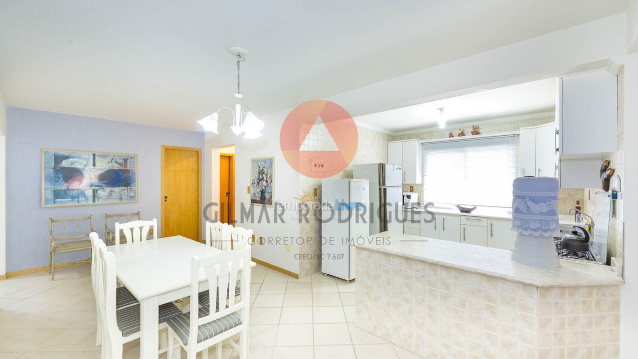 Apartamento para aluguel de temporada em Bombinhas (Canto Grande)