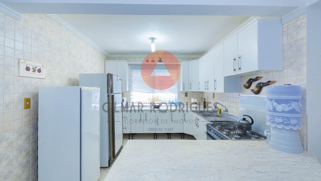 Apartamento para aluguel de temporada em Bombinhas (Canto Grande)