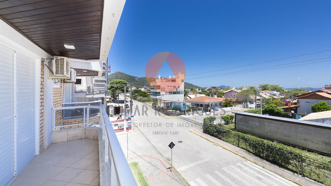 Apartamento para aluguel de temporada em Bombinhas (Canto Grande)