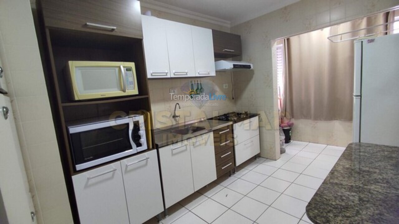 Apartamento para aluguel de temporada em Bombinhas (Praia de Bombas)
