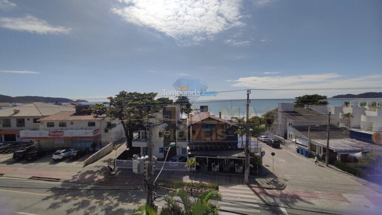 Apartamento para aluguel de temporada em Bombinhas (Praia de Bombas)