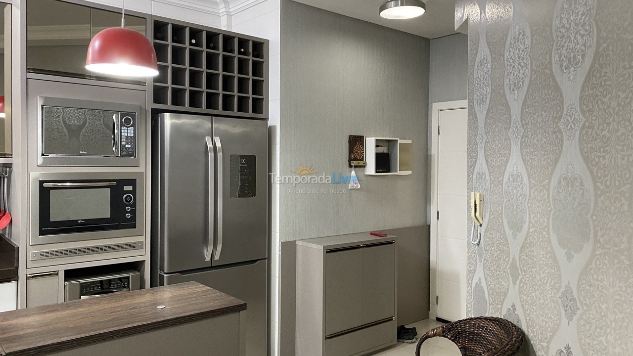 Apartamento para alquiler de vacaciones em Bombinhas (Praia de Bombas)