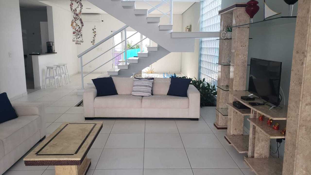 Casa para aluguel de temporada em Guarujá (Praia do Pernambuco)