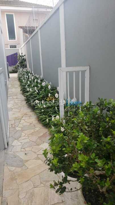 Casa para aluguel de temporada em Guarujá (Praia do Pernambuco)