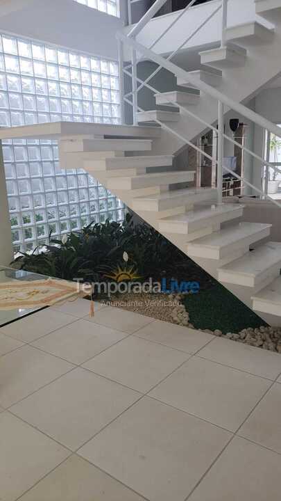 Casa para aluguel de temporada em Guarujá (Praia do Pernambuco)