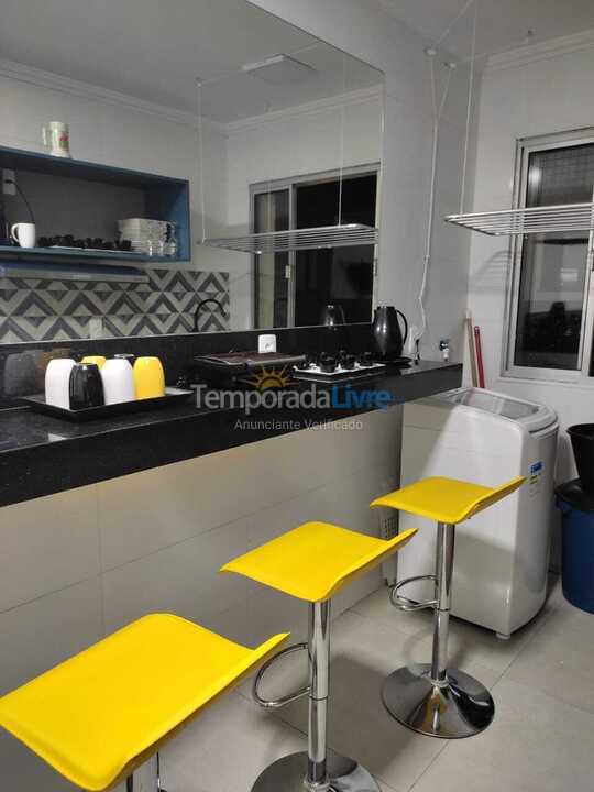 Apartamento para aluguel de temporada em Ubatuba (Praia Grande)