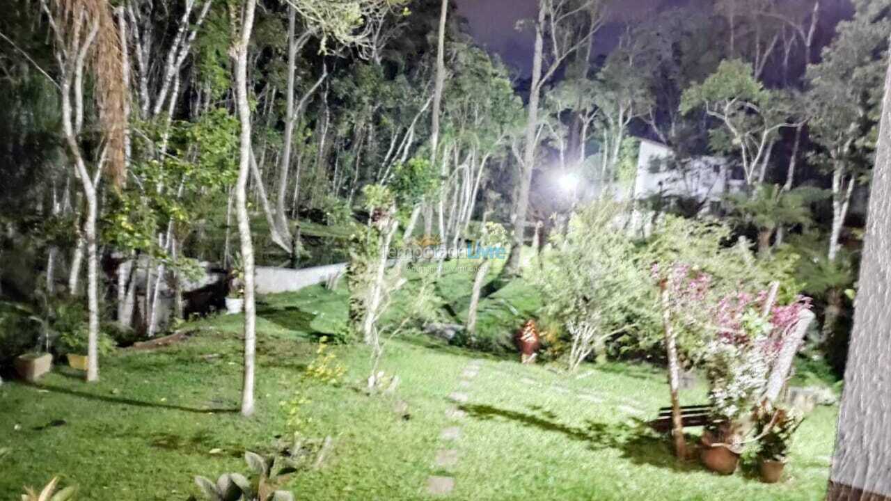 Chácara / sítio para aluguel de temporada em Suzano (Palmeiras)