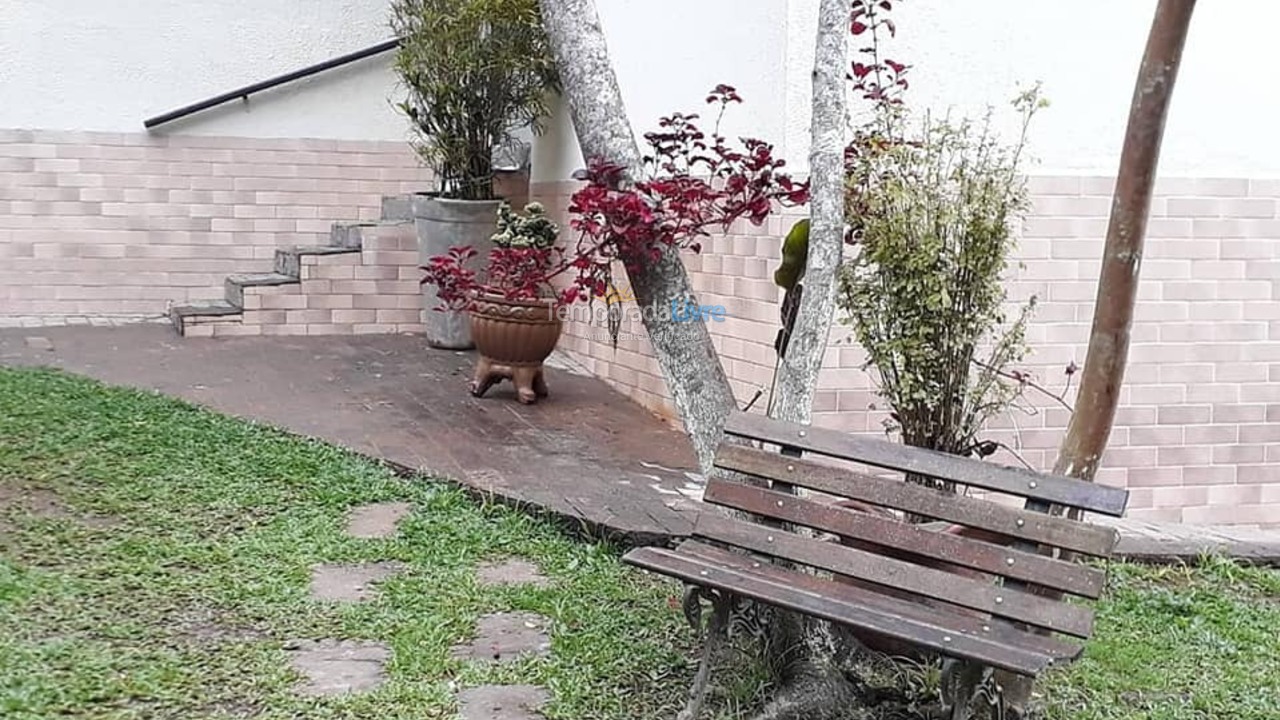 Chácara / sítio para aluguel de temporada em Suzano (Palmeiras)