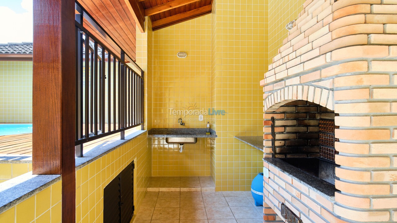 Apartamento para aluguel de temporada em Ubatuba (Praia Grande)