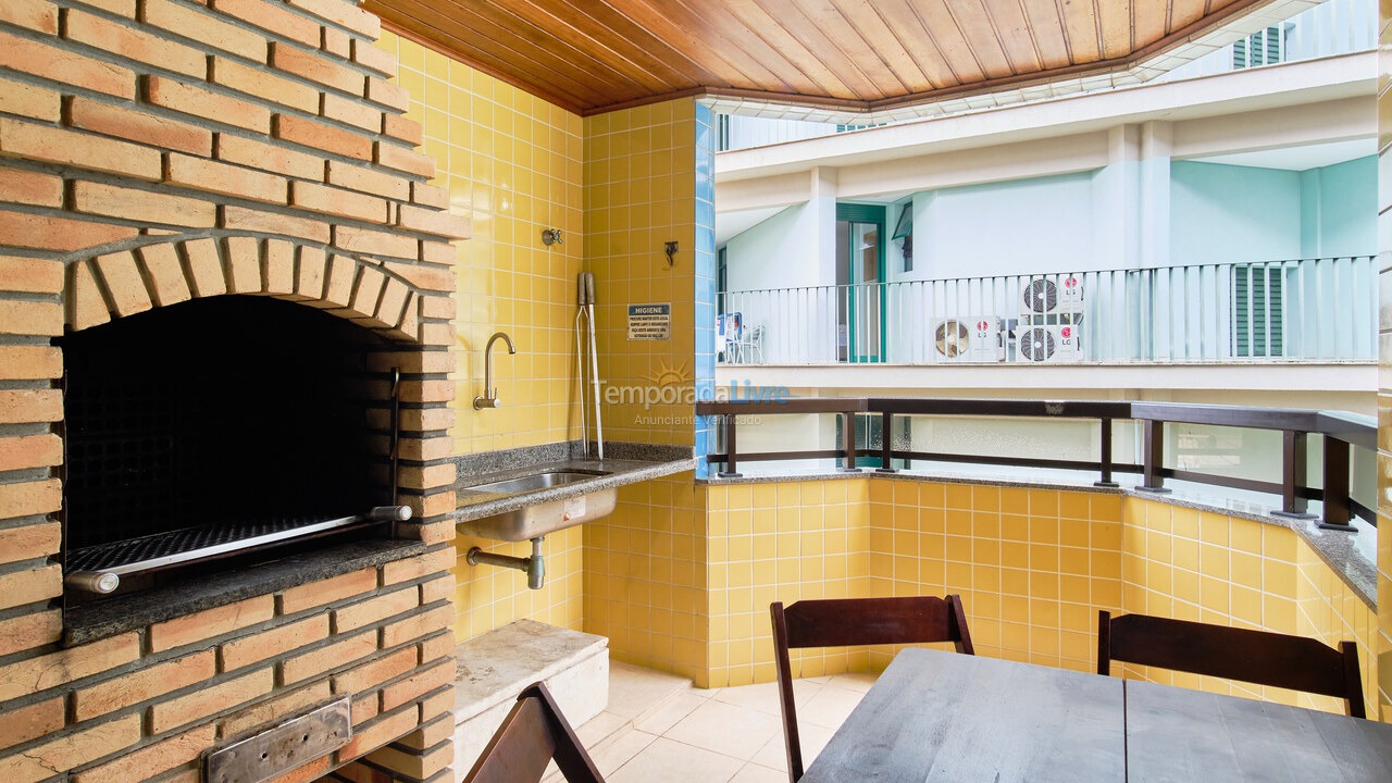 Apartamento para aluguel de temporada em Ubatuba (Praia Grande)