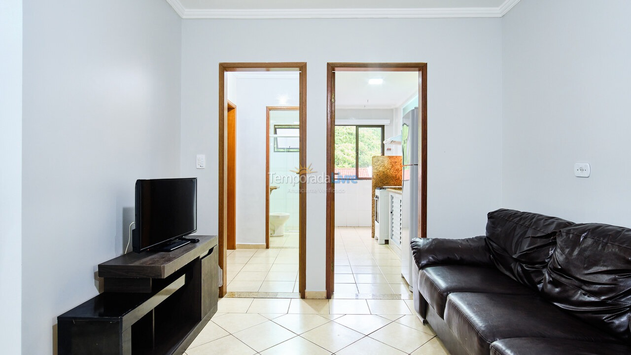 Apartamento para aluguel de temporada em Ubatuba (Praia Grande)