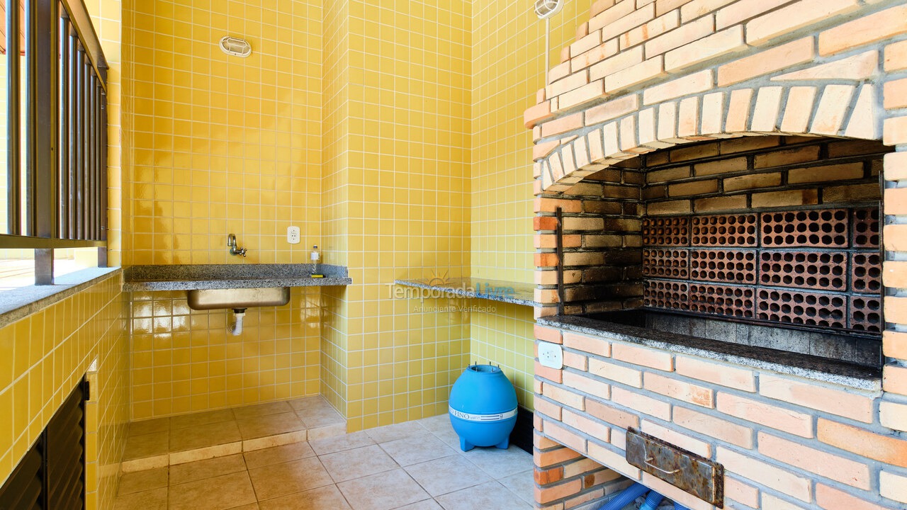 Apartamento para aluguel de temporada em Ubatuba (Praia Grande)