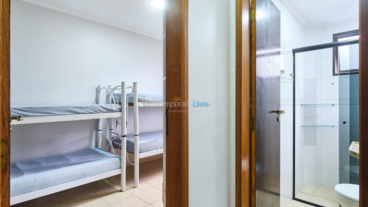 Apartamento para aluguel de temporada em Ubatuba (Praia Grande)