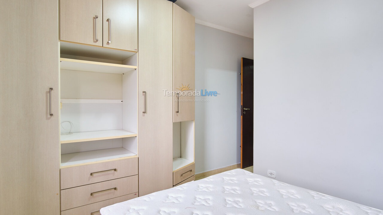 Apartamento para aluguel de temporada em Ubatuba (Praia Grande)