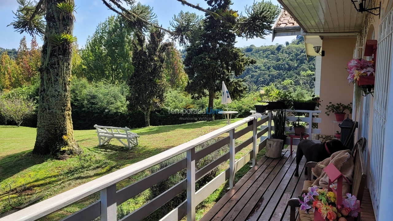 House for vacation rental in Campos do Jordão (Vila Poran)