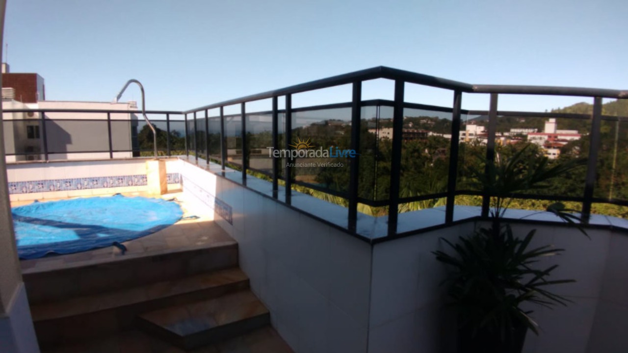 Apartment for vacation rental in Ubatuba (Praia das Toninhas)