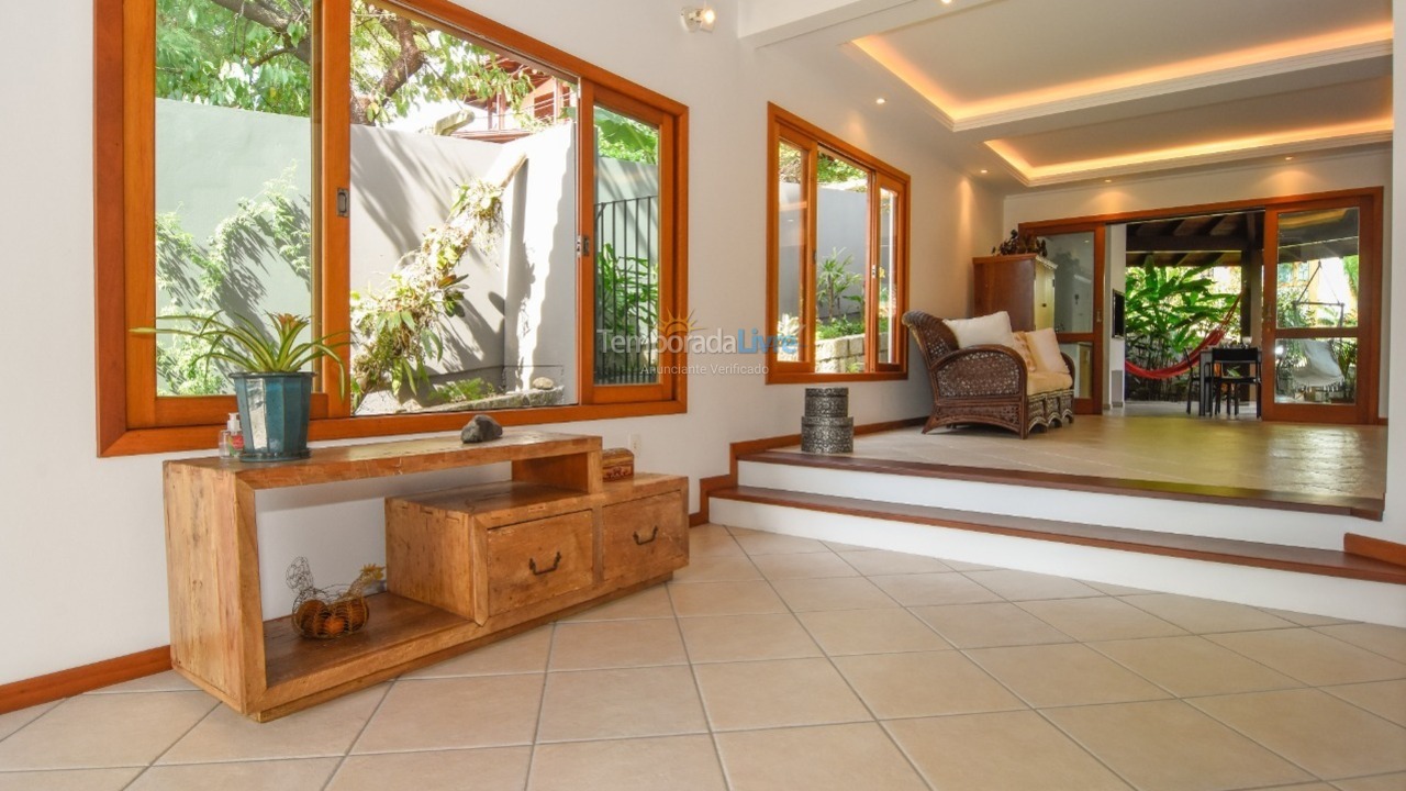 Casa para aluguel de temporada em Florianopolis (Lagoa da Conceição)