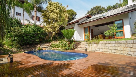 Lindissima Casa Condominio Porto da Lagoa - Aluguel por temporada