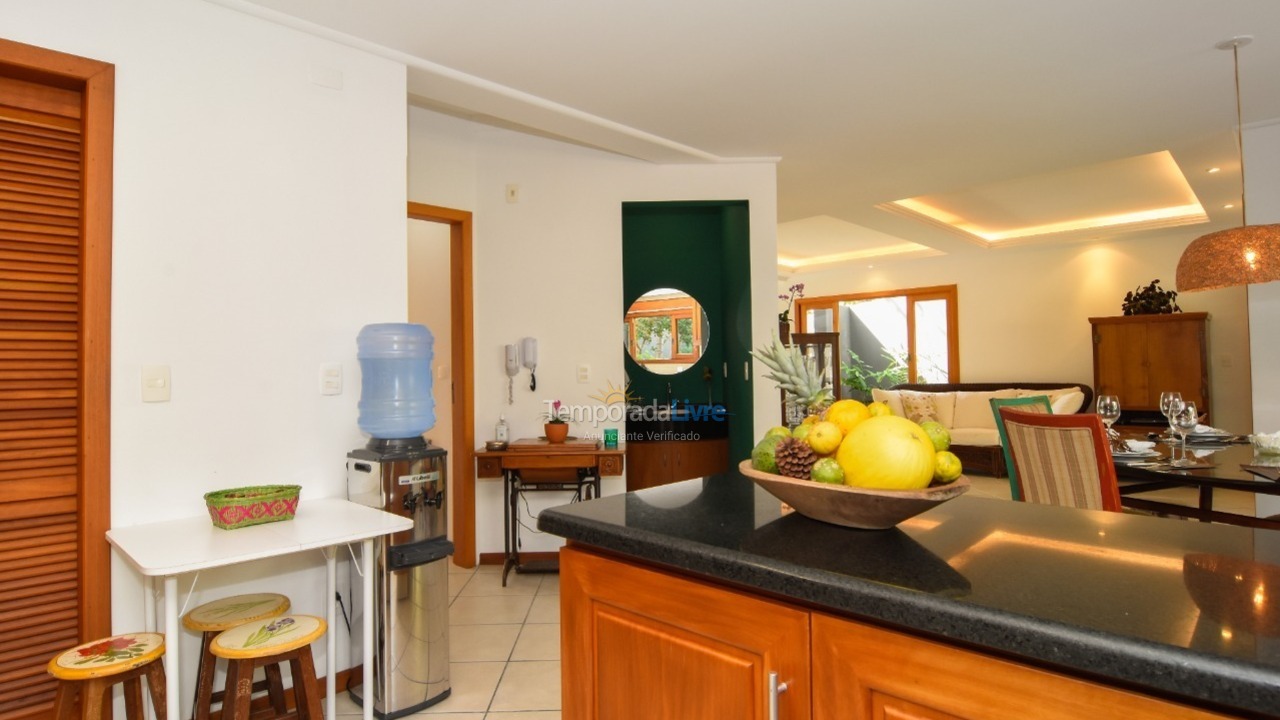 Casa para aluguel de temporada em Florianopolis (Lagoa da Conceição)