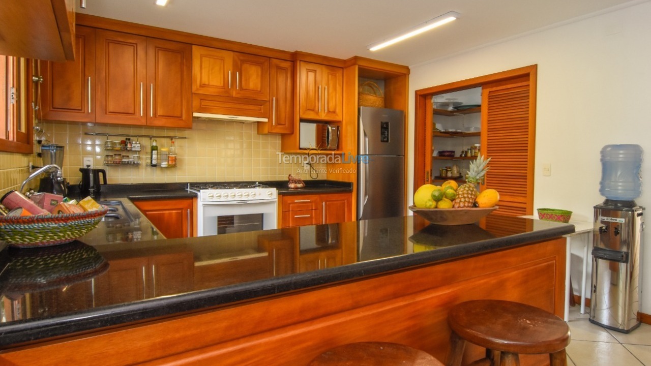 Casa para aluguel de temporada em Florianopolis (Lagoa da Conceição)