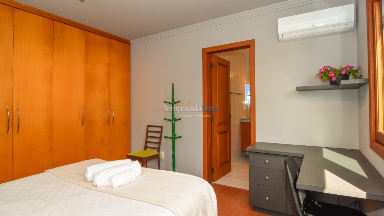 Casa para aluguel de temporada em Florianopolis (Lagoa da Conceição)