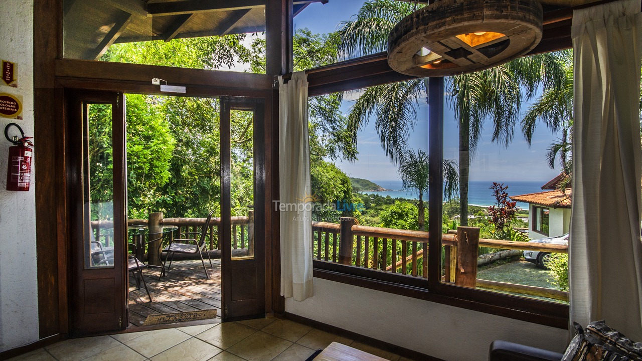 Casa para alquiler de vacaciones em Garopaba (Praia do Silveira)