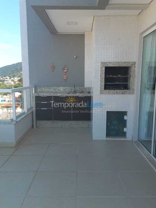 Apartment for vacation rental in Bombinhas (Praia de Bombas)