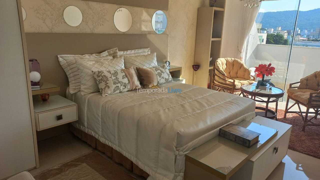 Apartment for vacation rental in Bombinhas (Praia de Bombas)