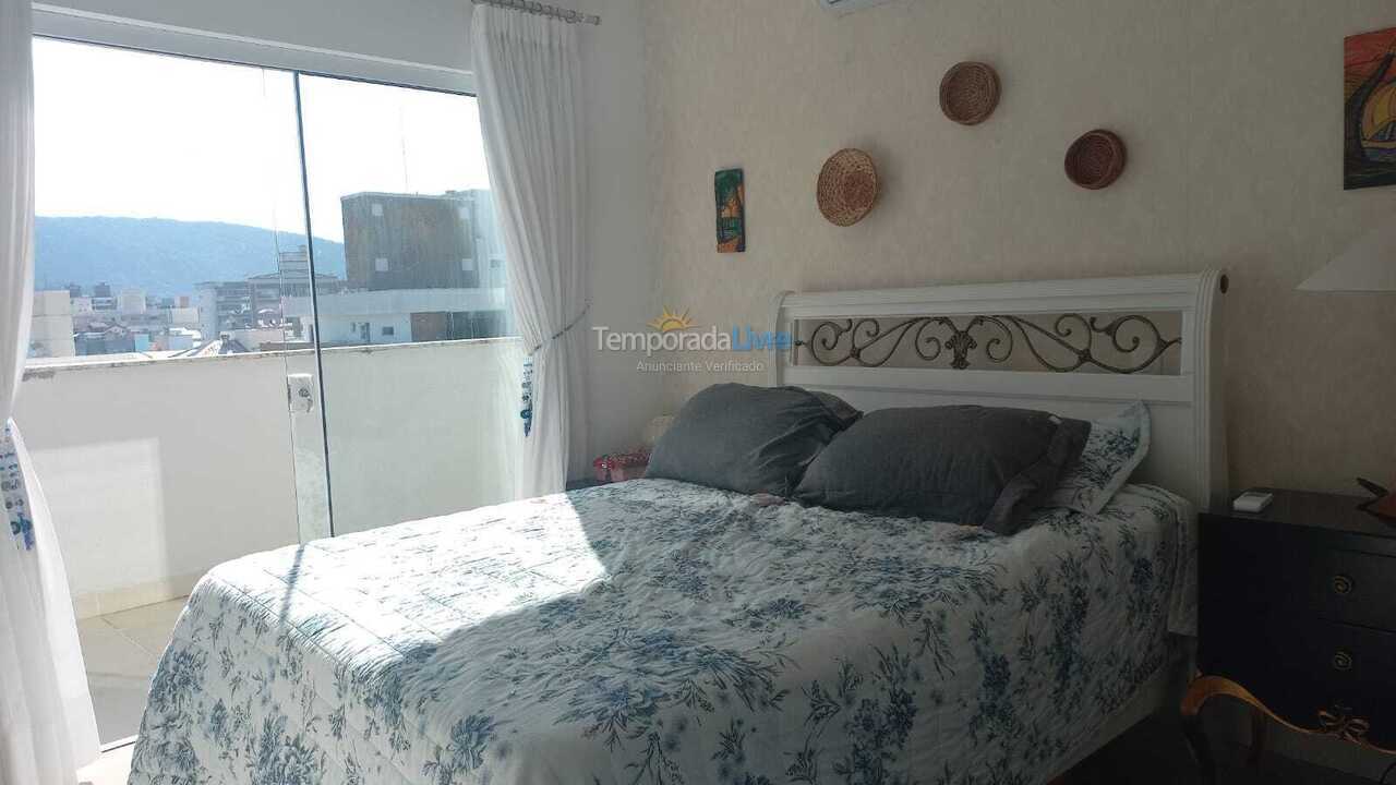 Apartment for vacation rental in Bombinhas (Praia de Bombas)