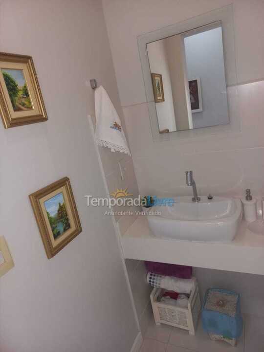 Apartamento para alquiler de vacaciones em Bombinhas (Praia de Bombas)