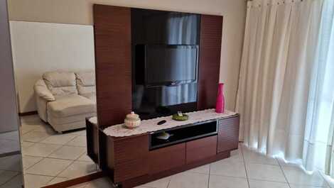 Apartamento em condomínio fechado com piscina