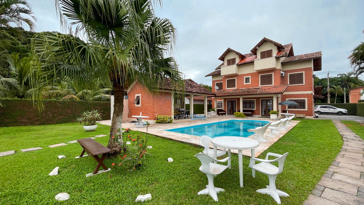 House for vacation rental in Bertioga (Praia do Indaiá)