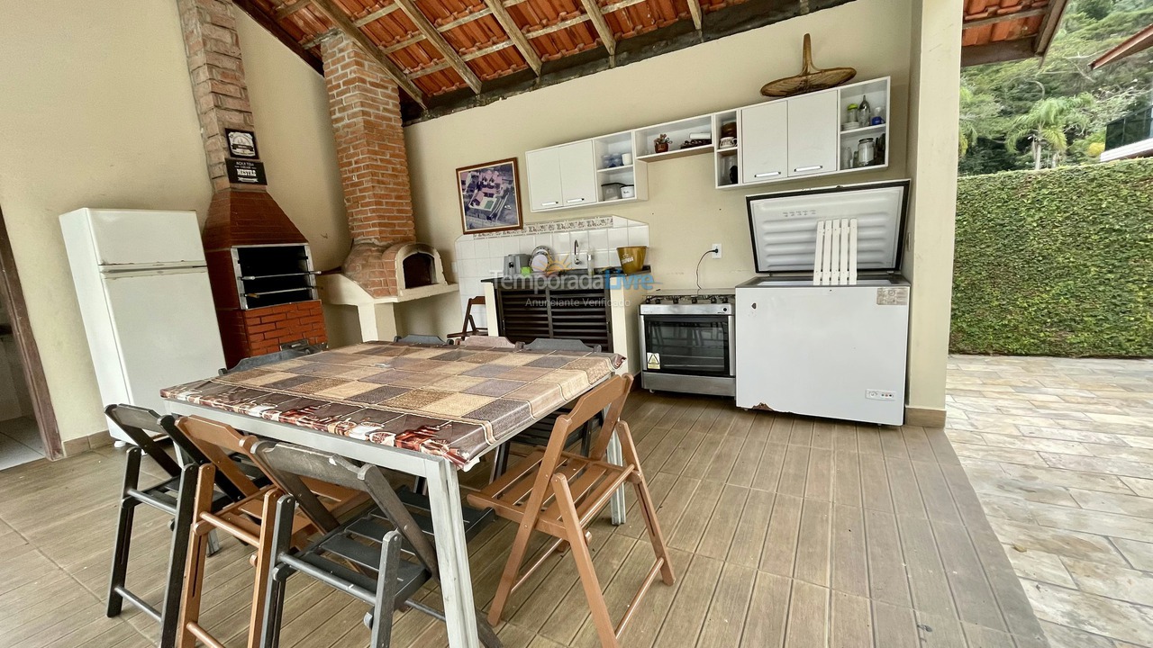 House for vacation rental in Bertioga (Praia do Indaiá)