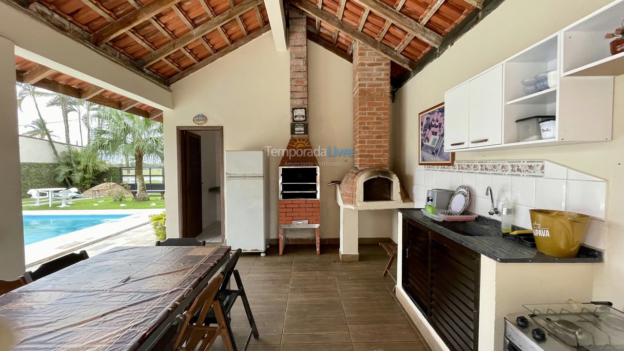 House for vacation rental in Bertioga (Praia do Indaiá)