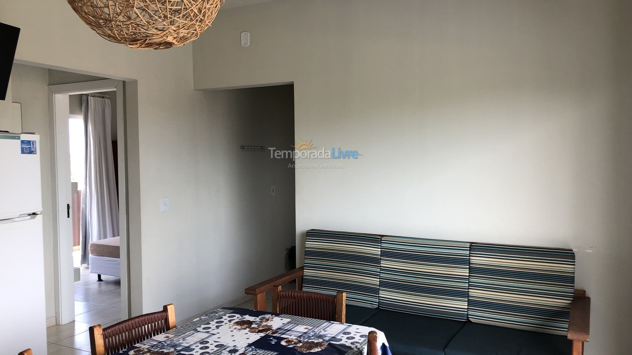 Apartamento para aluguel de temporada em Pontal do Paraná (Balneário Leblon)