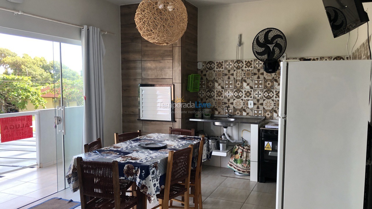 Apartamento para aluguel de temporada em Pontal do Paraná (Balneário Leblon)