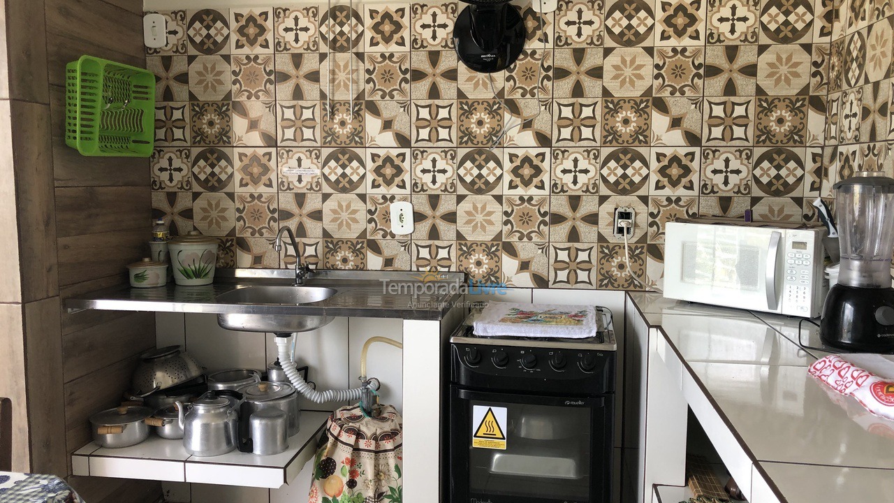 Apartamento para aluguel de temporada em Pontal do Paraná (Balneário Leblon)