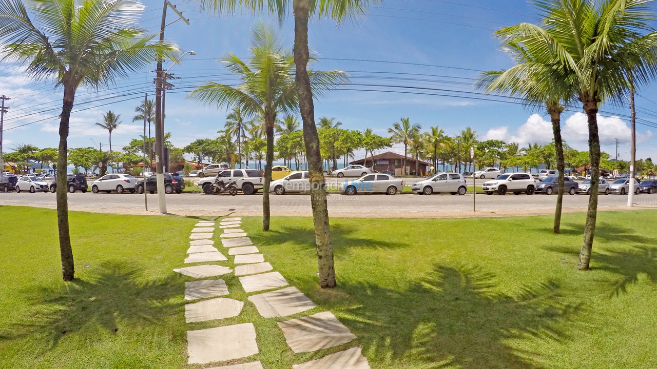 Apartamento para aluguel de temporada em Ubatuba (Praia Grande)
