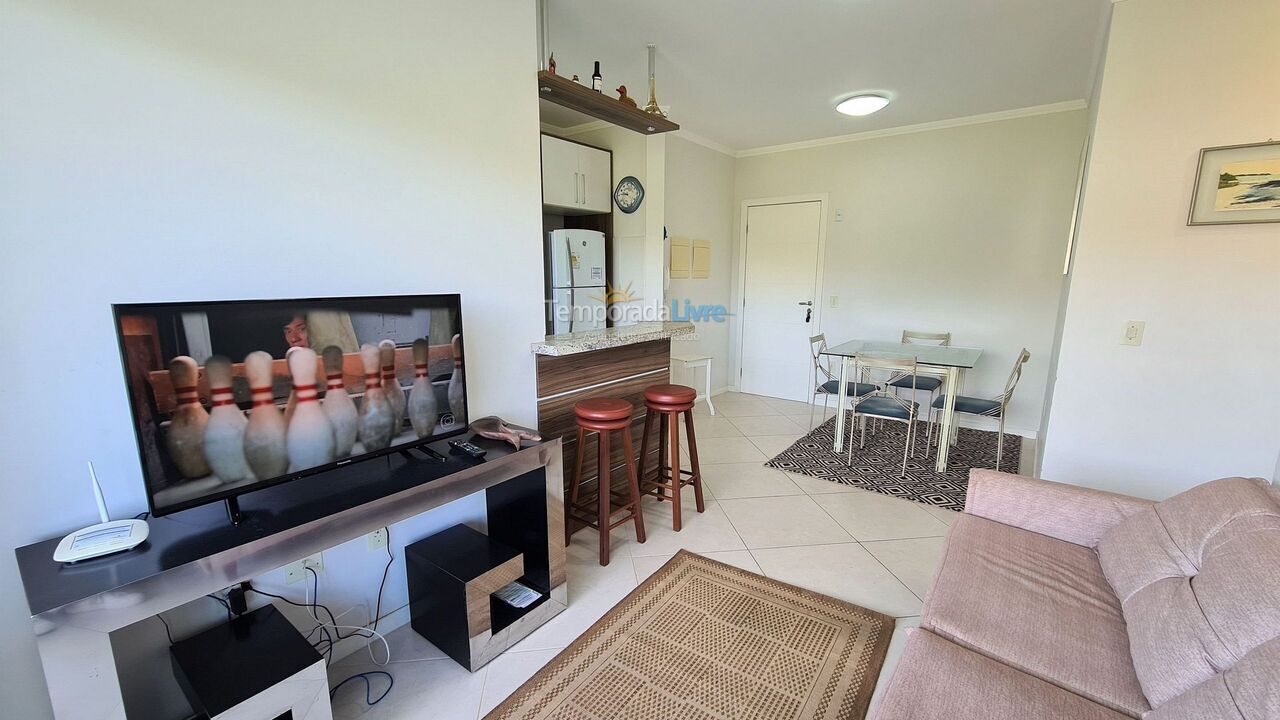 Apartamento para aluguel de temporada em Bombinhas (Praia de Bombas)