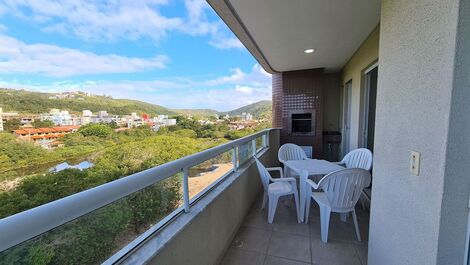 Apartamento a 250 metros da praia de bombas,ótimo preço